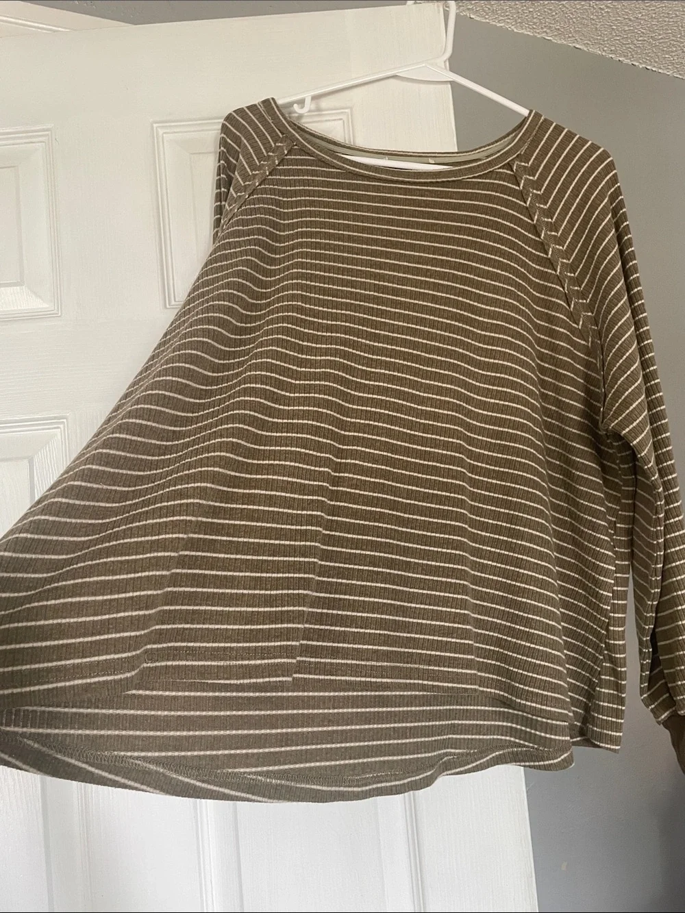 Loose flowy ribbed olive green striped top